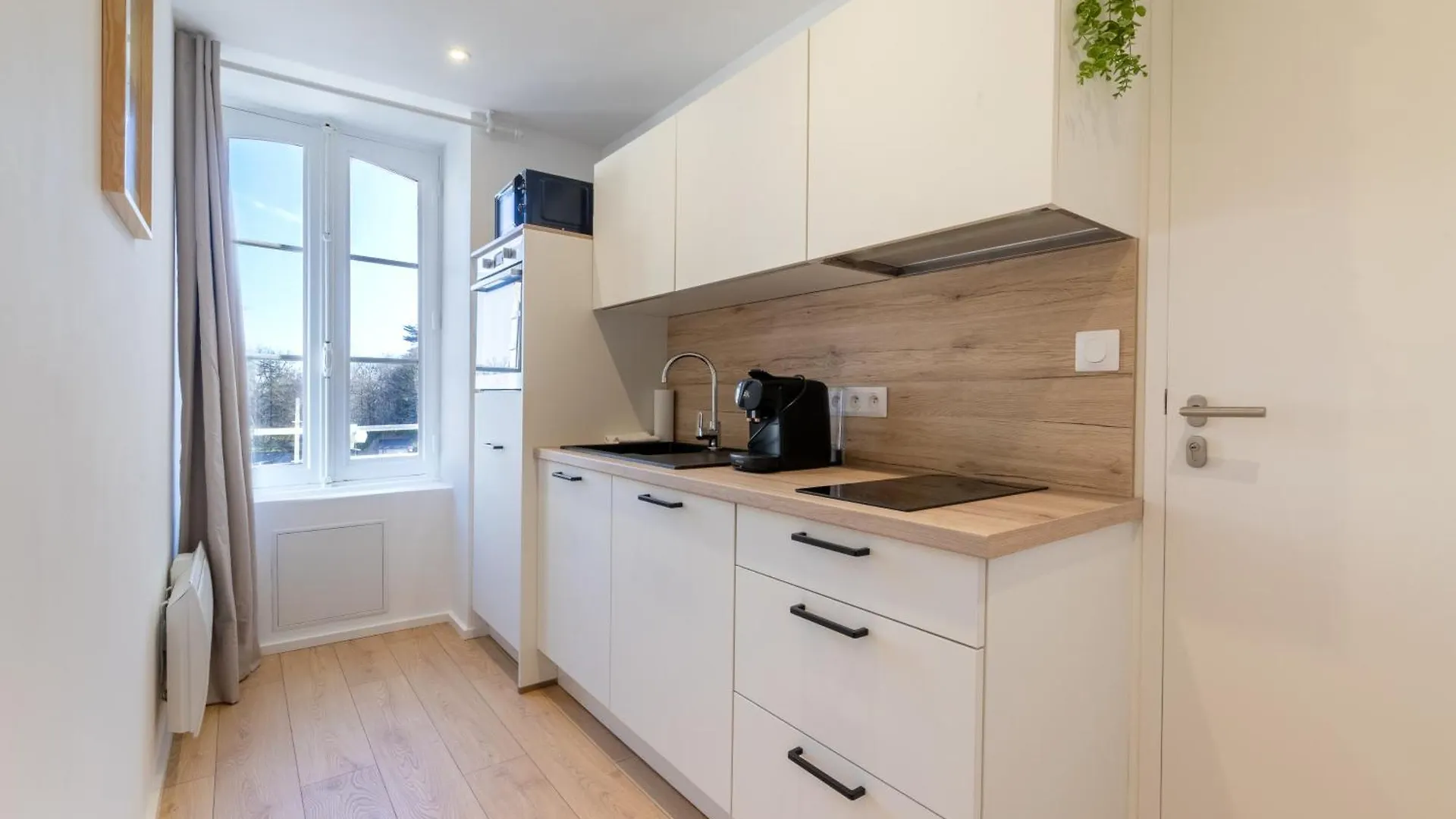 Ile D'Arz - Studio - Centre-Ville Vannes Apartmán